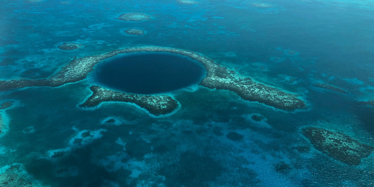 Great Blue Hole Belize spectaculairste duikgrot ter wereld
